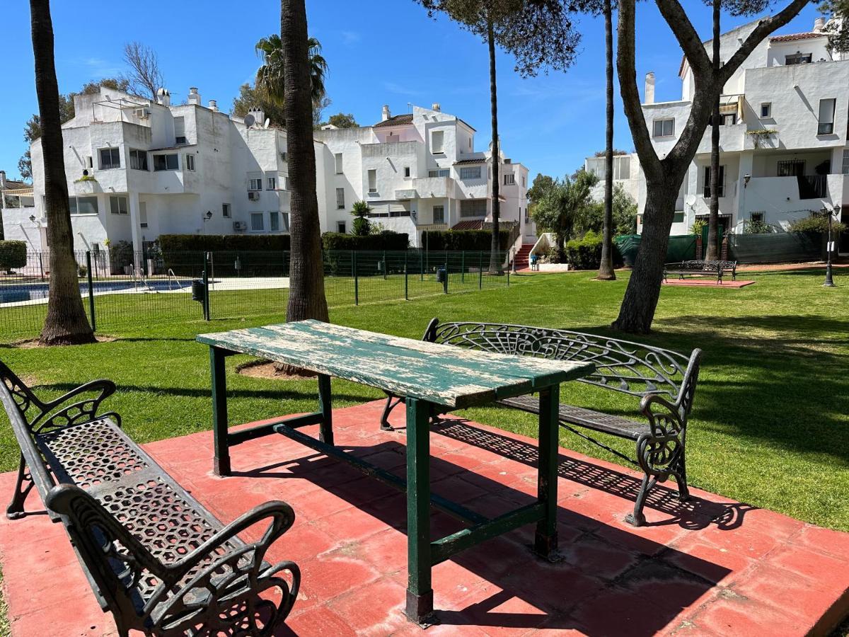 Family Home Near The Beach - Eaw Homes ماربيا المظهر الخارجي الصورة