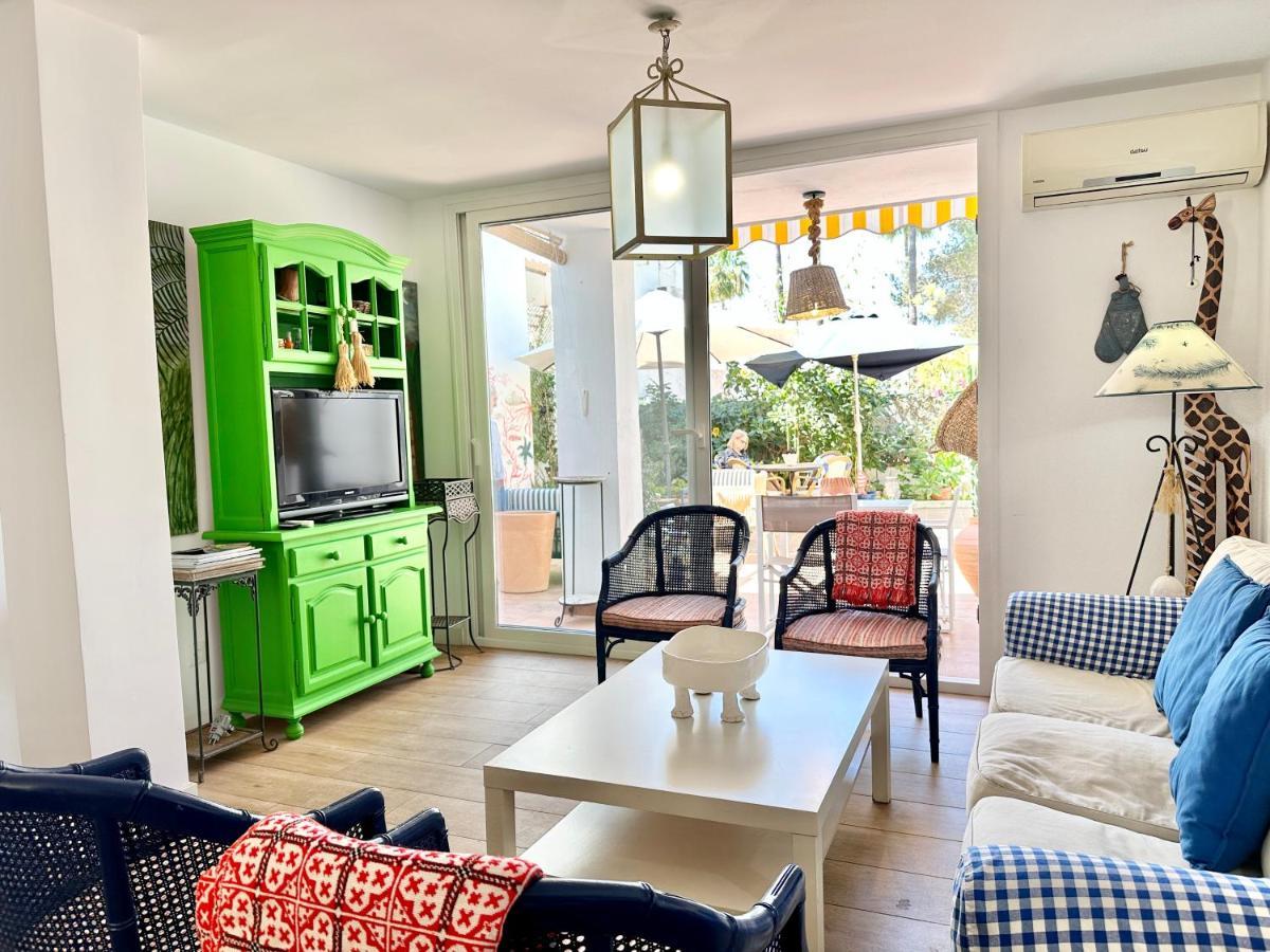 Family Home Near The Beach - Eaw Homes ماربيا المظهر الخارجي الصورة