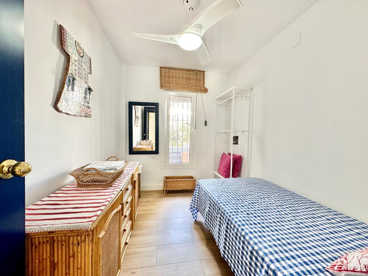 Family Home Near The Beach - Eaw Homes ماربيا المظهر الخارجي الصورة